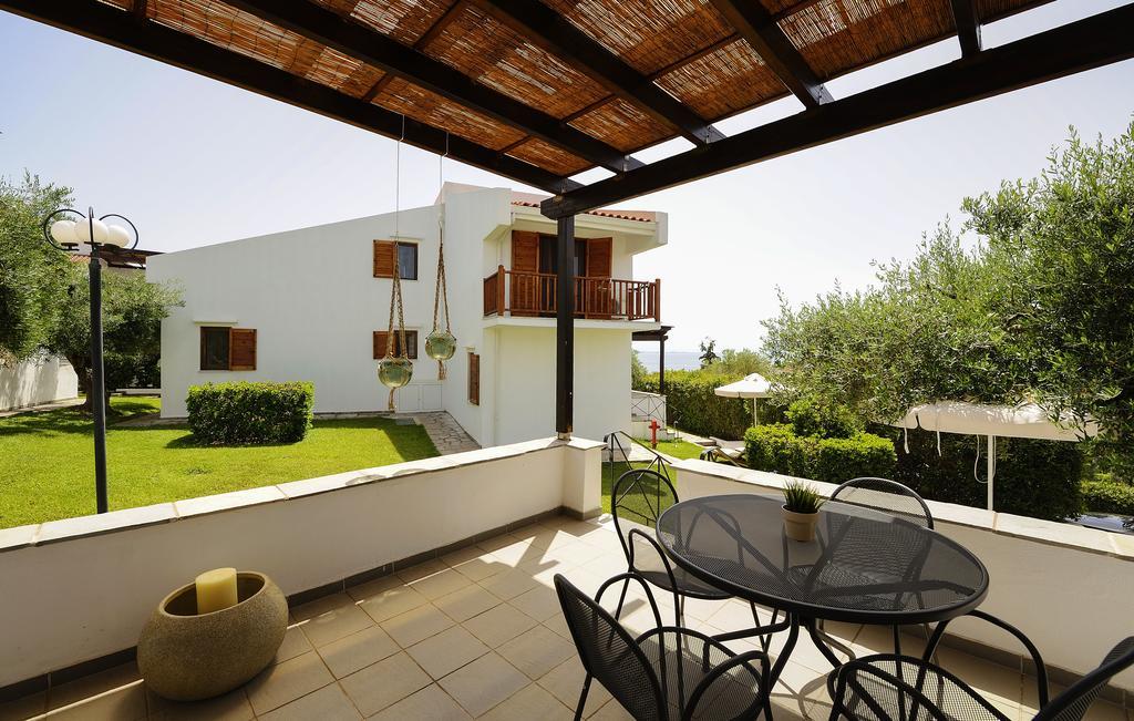 Trikorfo Beach Gerakini Exterior foto