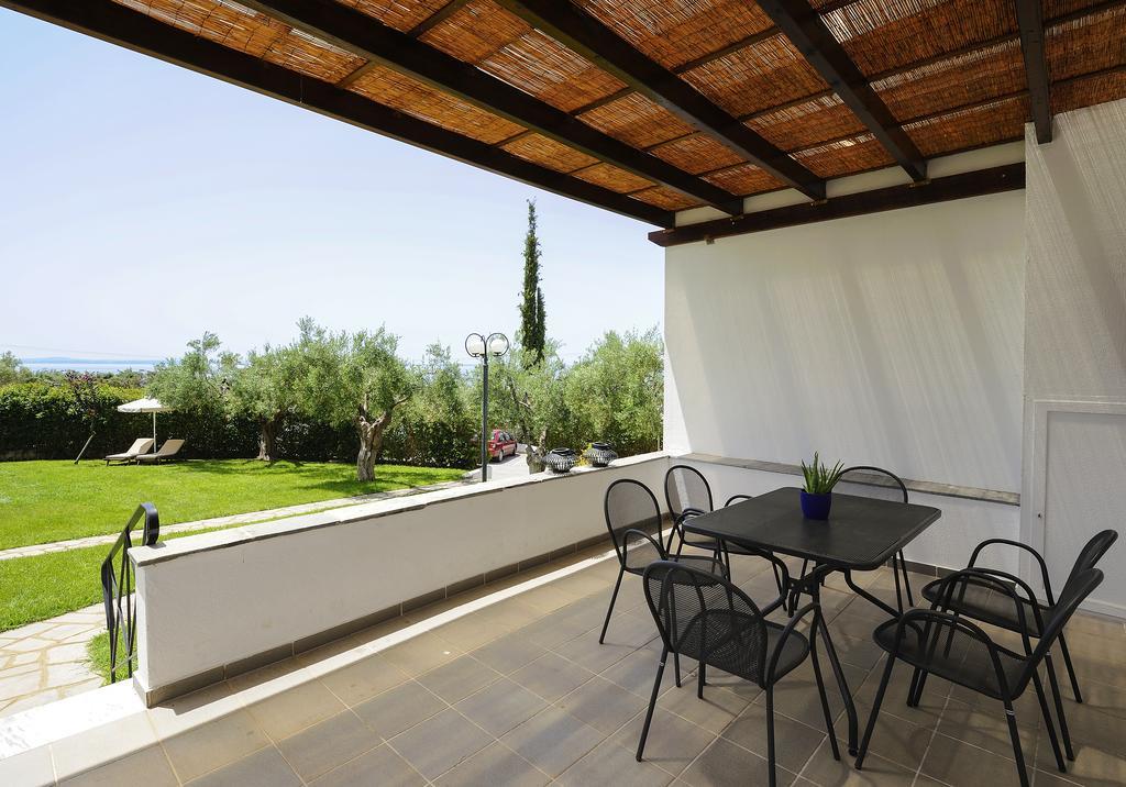 Trikorfo Beach Gerakini Exterior foto